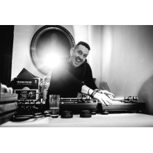 DJ ViLLY